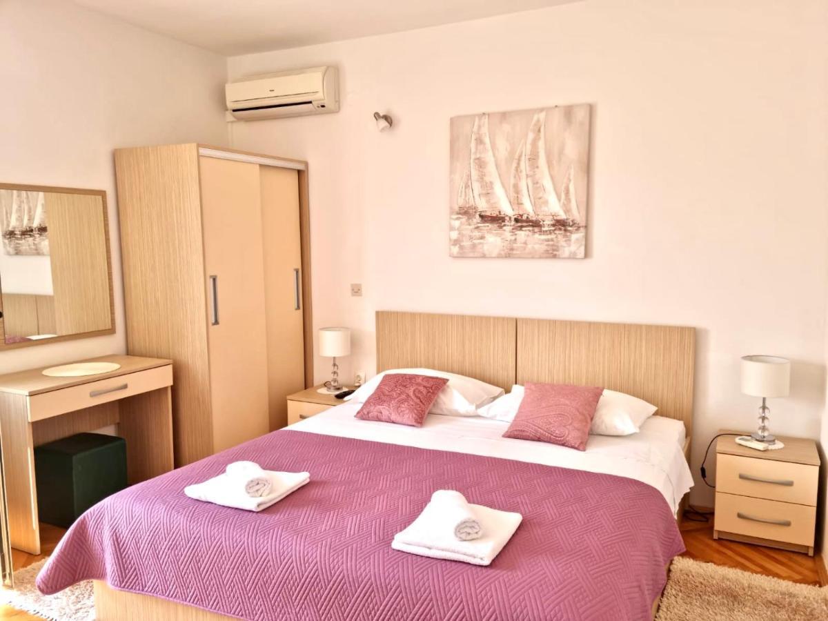 Apartments Nikola Stipisic Hvar Town Exterior photo