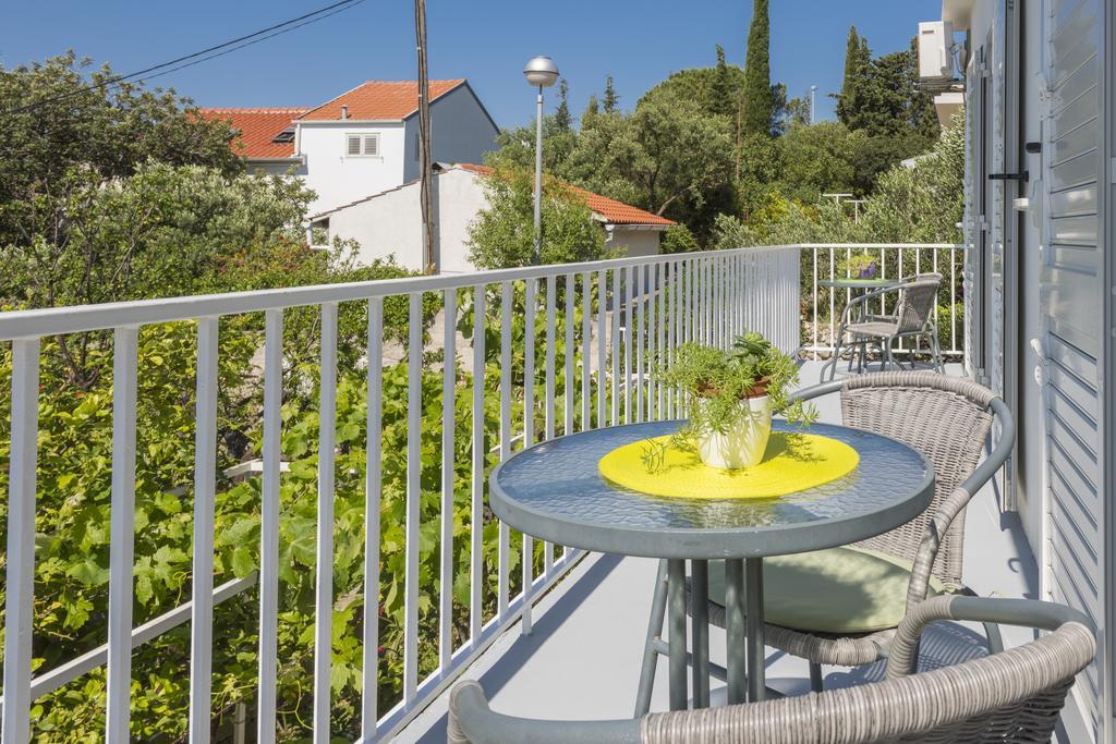Apartments Nikola Stipisic Hvar Town Exterior photo